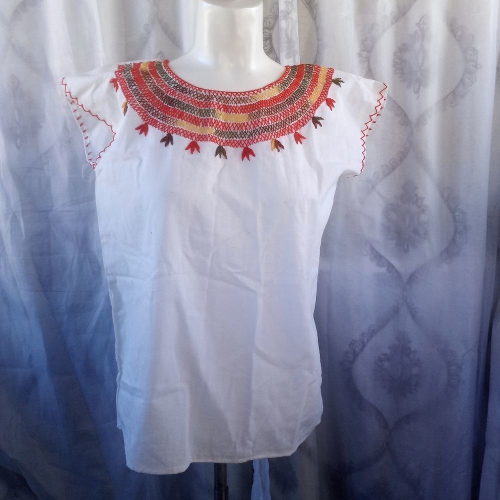 New Mexican top embroidery handmade size small and medium ( Hang )